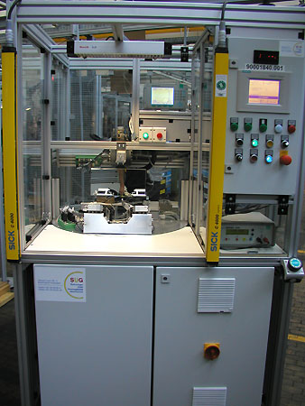 Automatic testing station for driver airbag module
